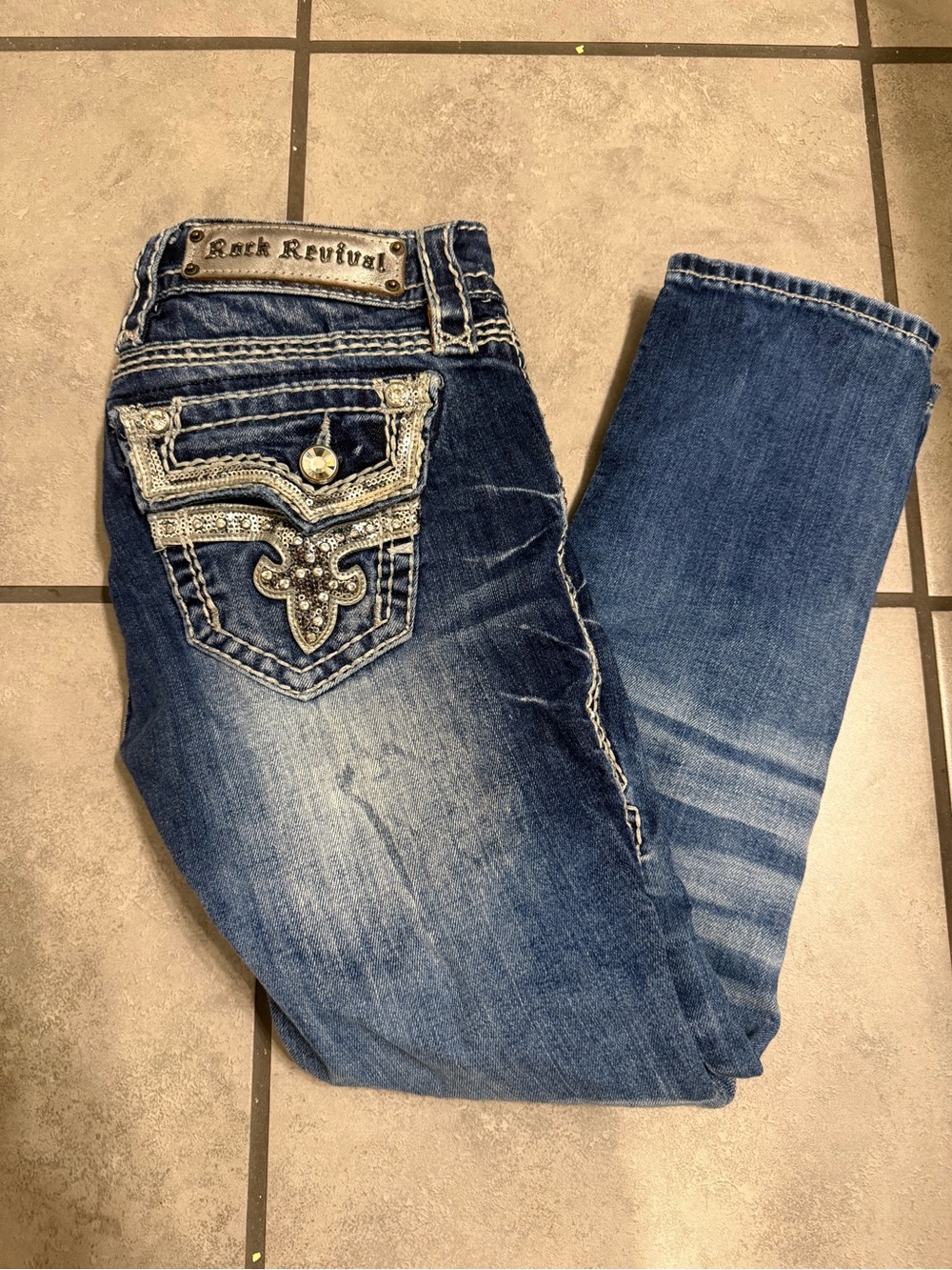 Rock Revival Women's Medium Blue Capri Jeans with Embellished Pockets